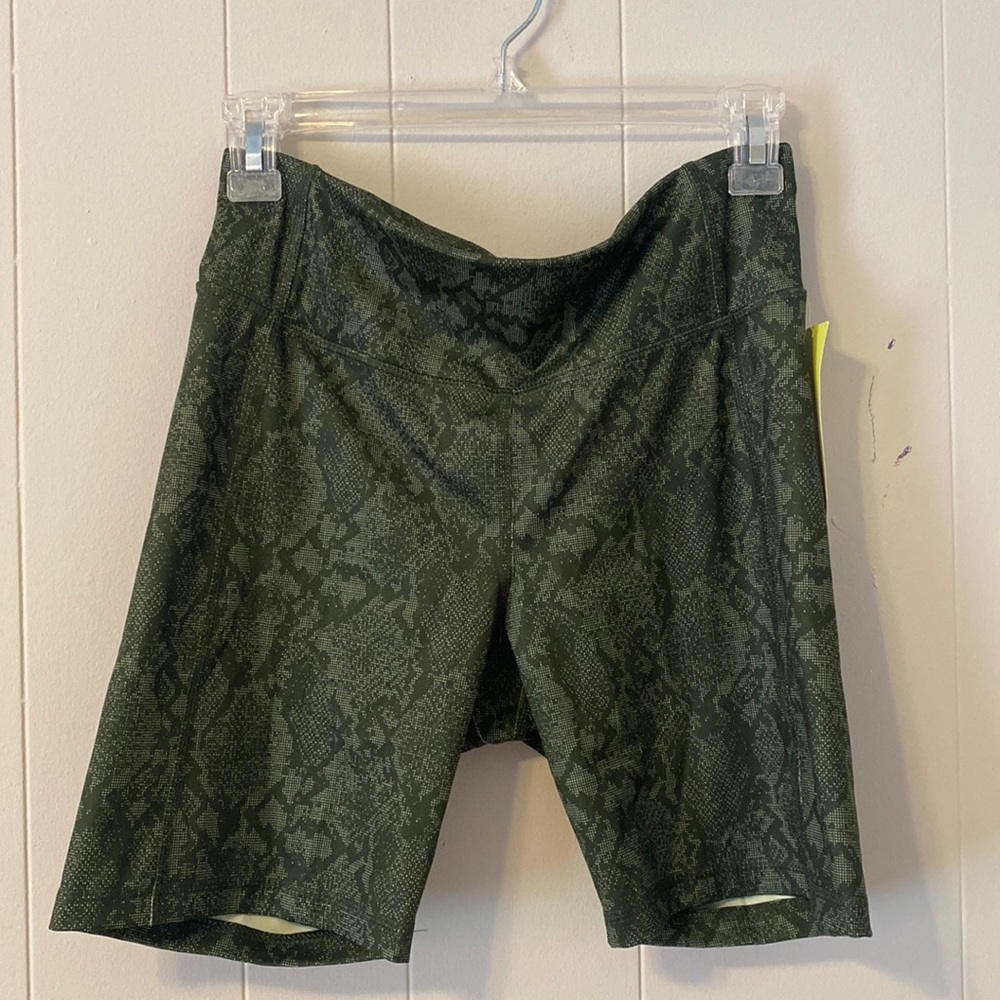 NWT All in Motion Bike Shorts